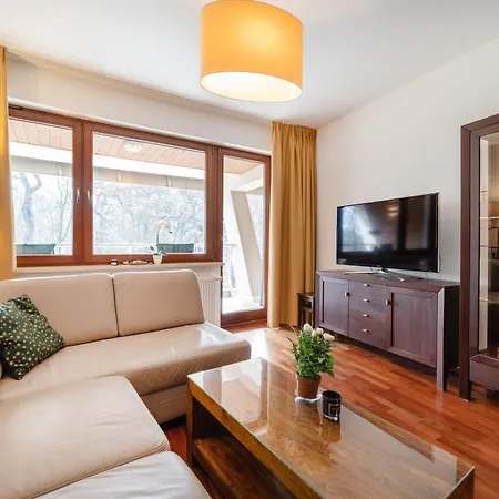 Dom Zdrojowy דירה יאסטארניה